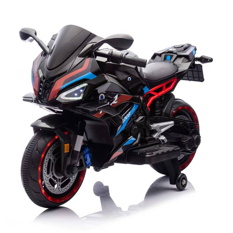 12V বিগ সাইজের রাইড-অন মোটরবাইকে দুইজন লোক বসতে পারে